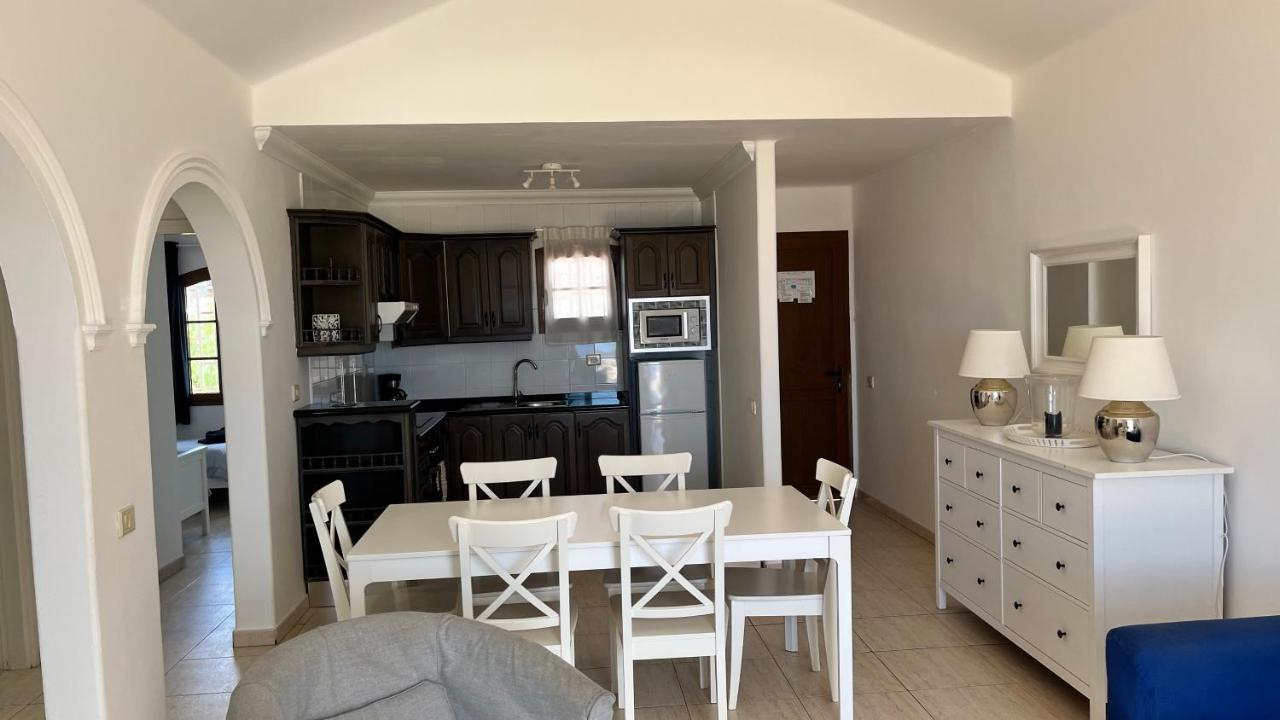 La Cumbre8A- 2 Bed-2 Bath - 1St Fl.- Air-Con-Wi-Fi Apartment Puerto del Carmen  Bagian luar foto